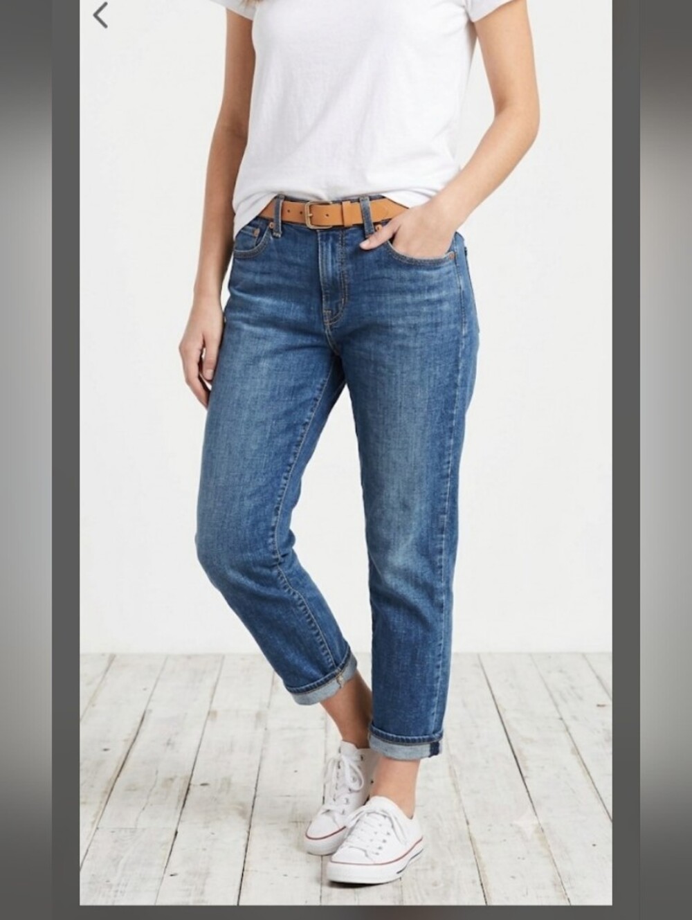 Levi's Women's "Boyfriend" Cropped Jeans Classic Mid Blue , Size 29
